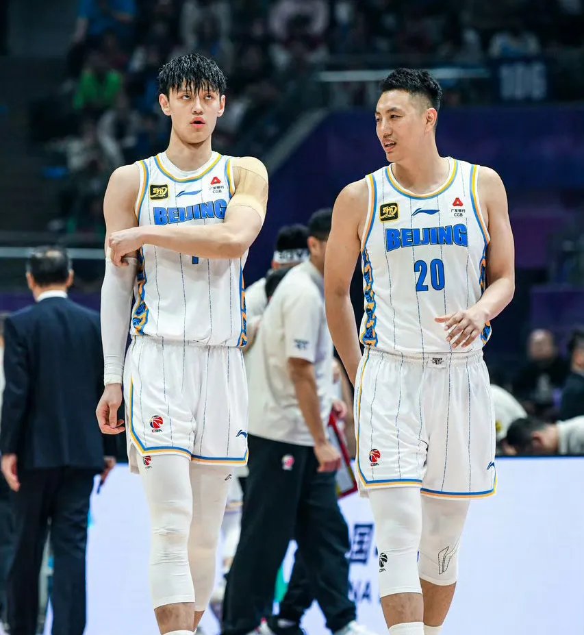 四川队成功击败对手，挺进下一轮