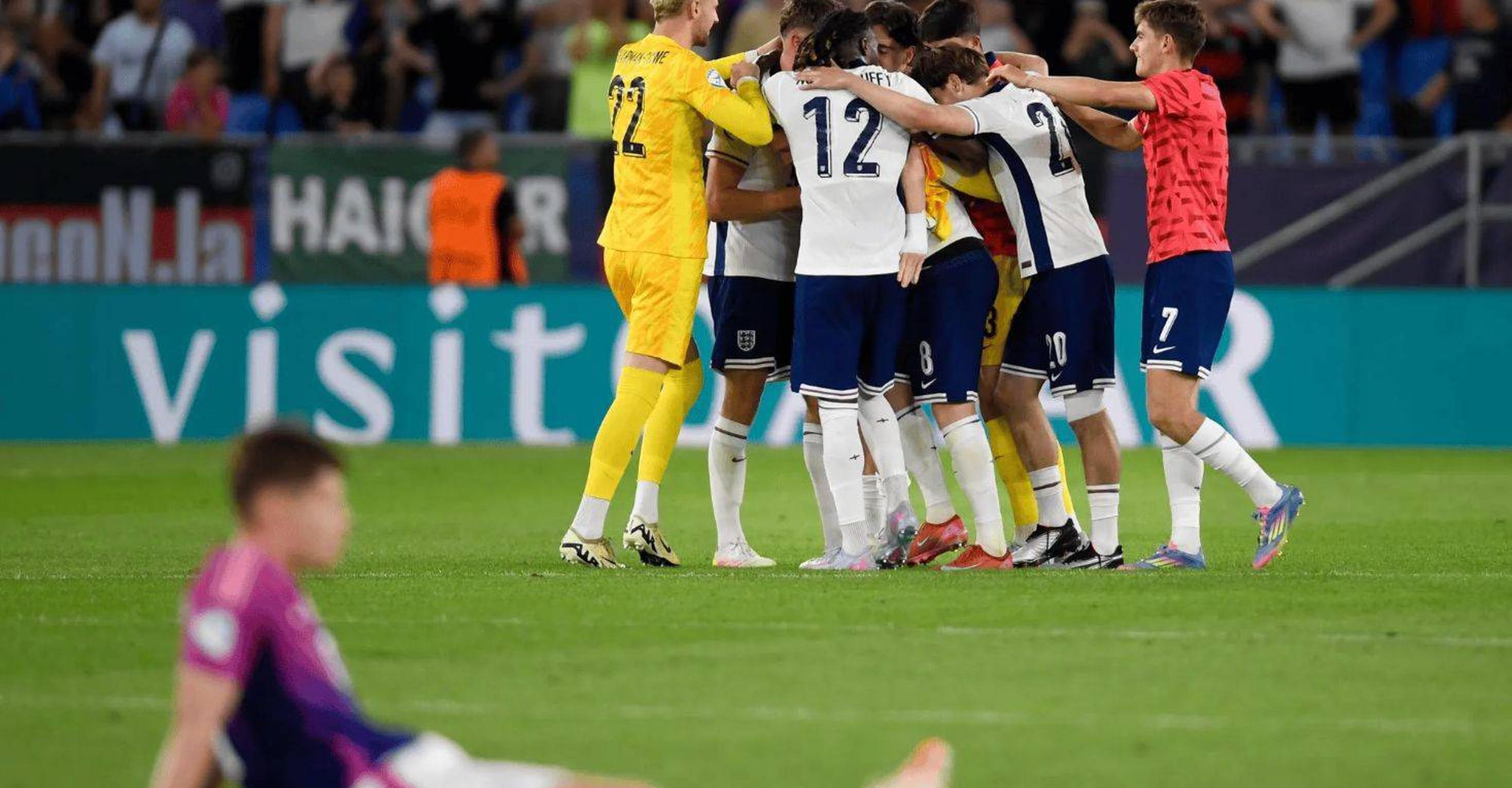 欧洲国家队斗志昂扬赛场上演精彩对决