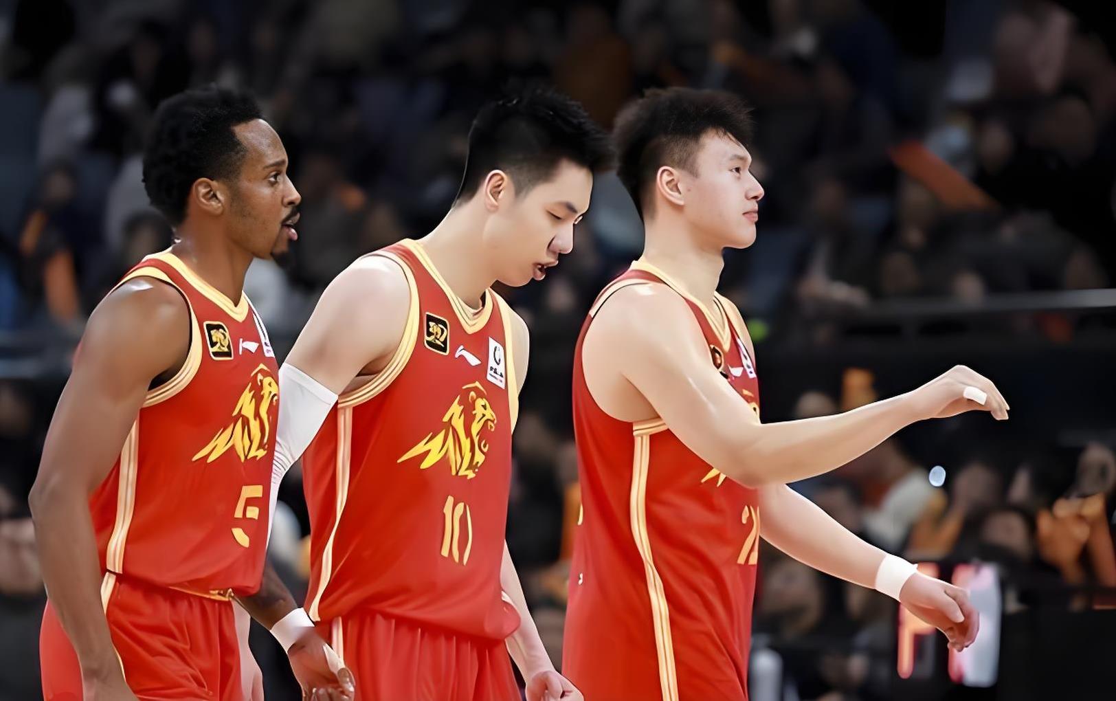 关于精彩对决,豪门球队各施全力争夺胜利!的信息 关于精彩对决,豪门球队各施全力争夺胜利!的信息