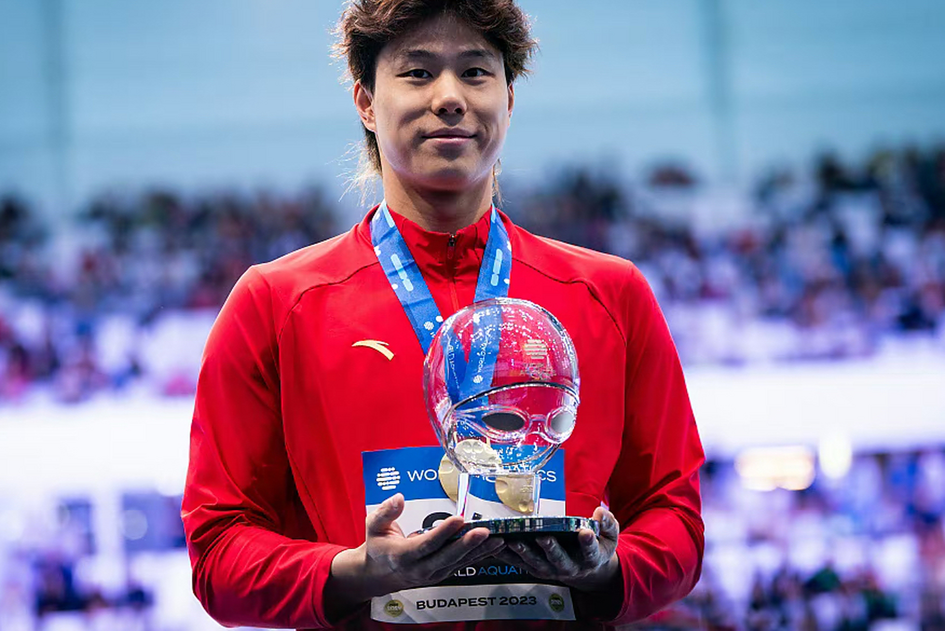 澳大利亚水上项目运动员勇夺金牌的简单介绍 澳大利亚水上项目运动员勇夺金牌的简单介绍