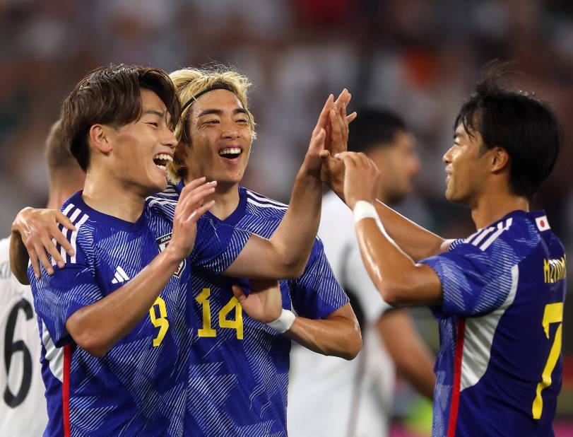 韩国队完胜日本队，波尔高光表现