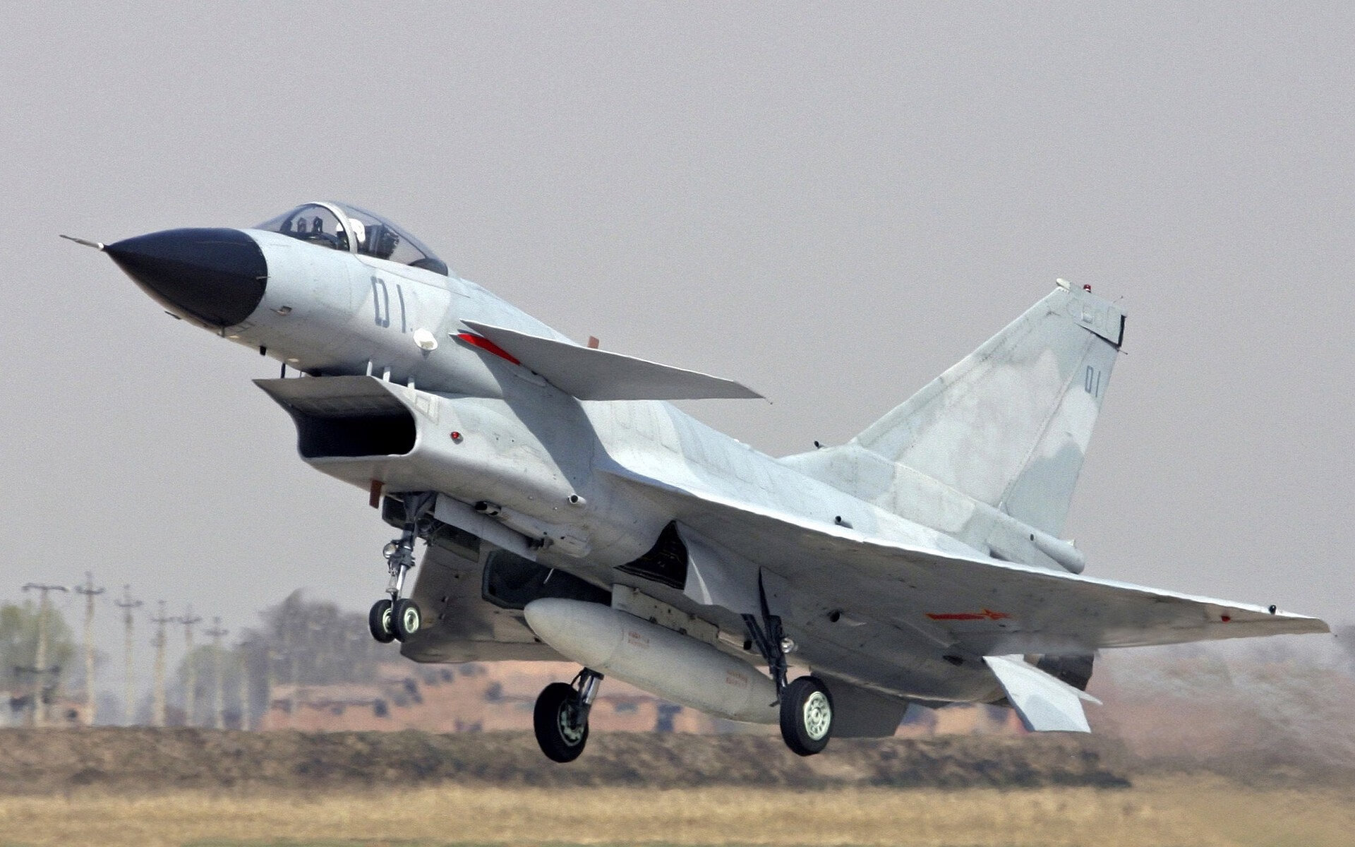 鹈鹕利齿下的最后一颗獠牙，霍勒迪沉默铸就的冠军脊梁