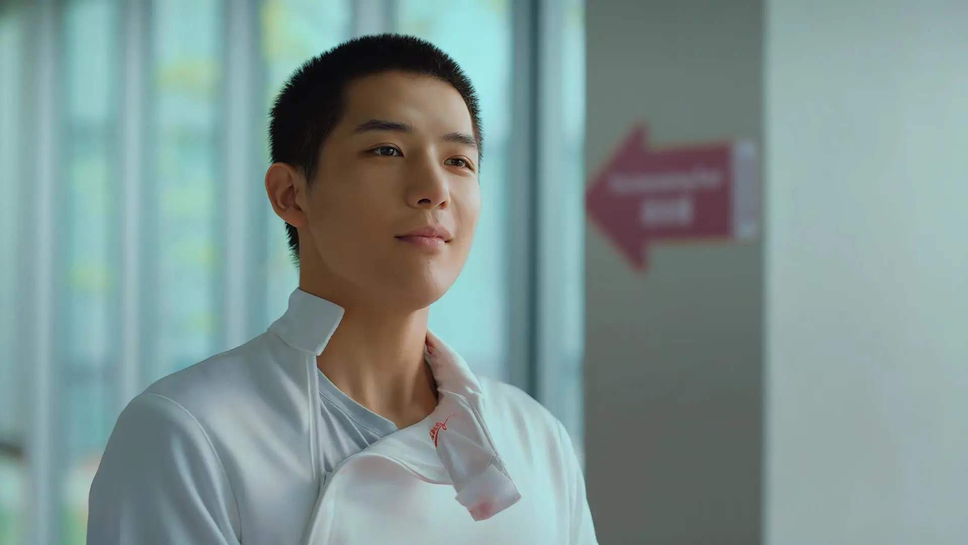 向巨人挥拳，加维一剑封喉，巴黎的压制与一场青春的突围