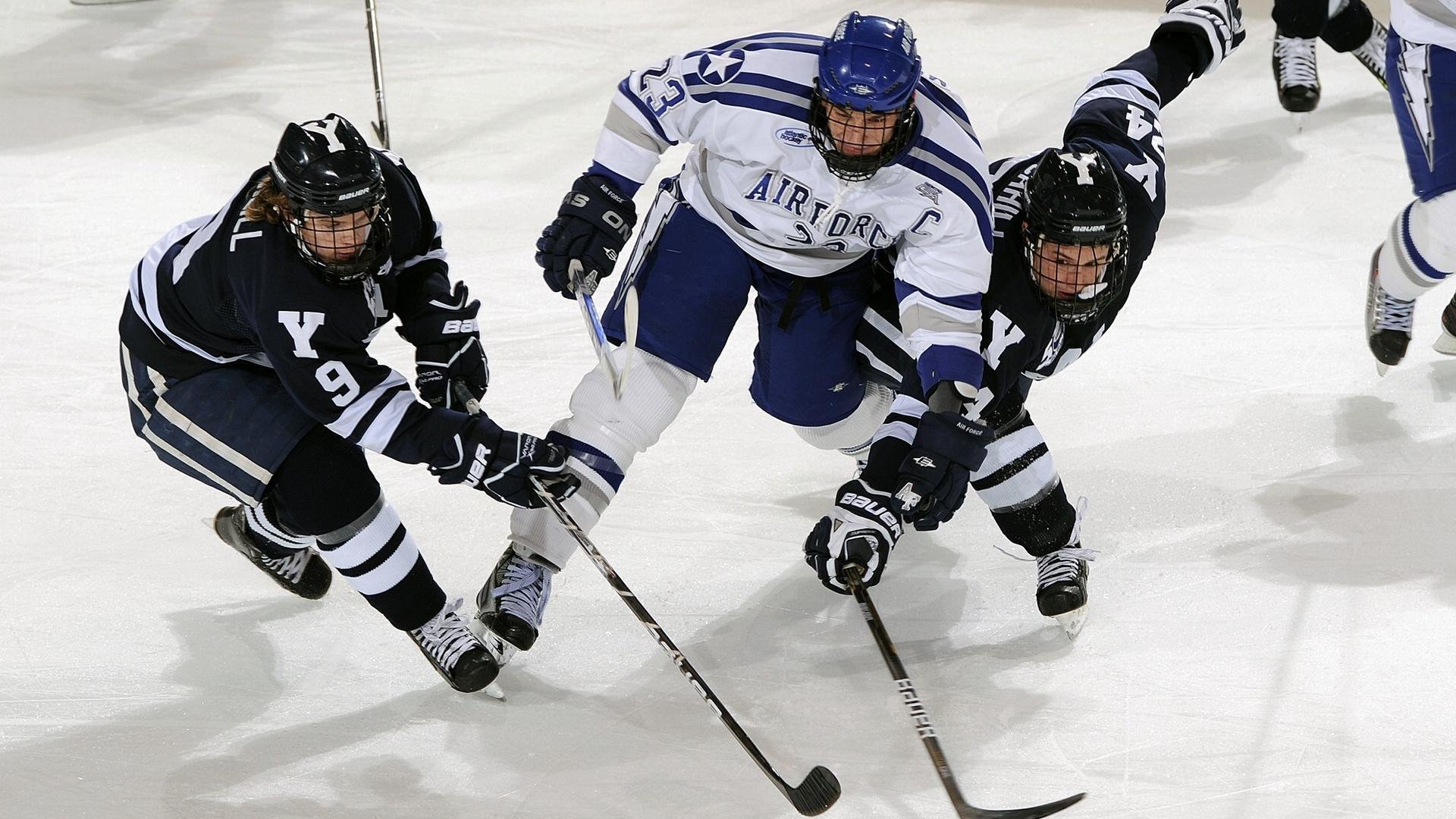 法比尼奥展现巨星价值，巴拉圭完胜哥斯达黎加