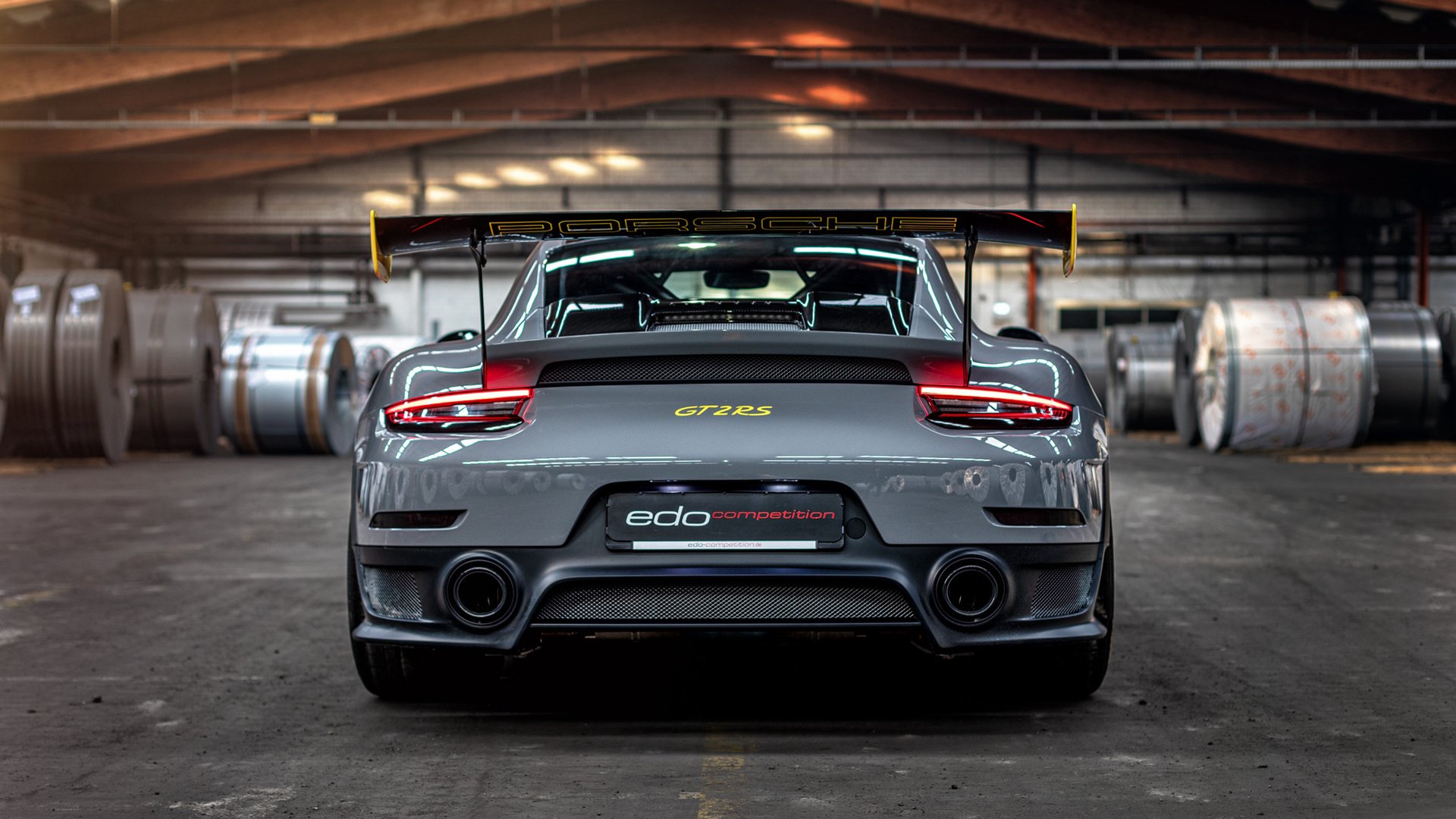 英格兰轻取丹麦彰显统治力，凯塞多欧冠半决赛接管比赛铸就传奇