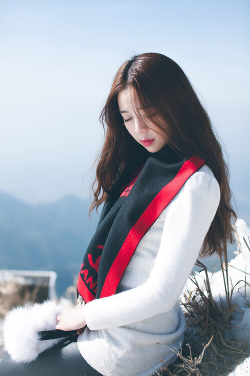 红紫火力启示录，当劳伦斯无解锋芒，照见葡萄牙足球的战术迷思